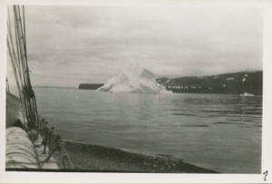 Image of Iceberg and rigging